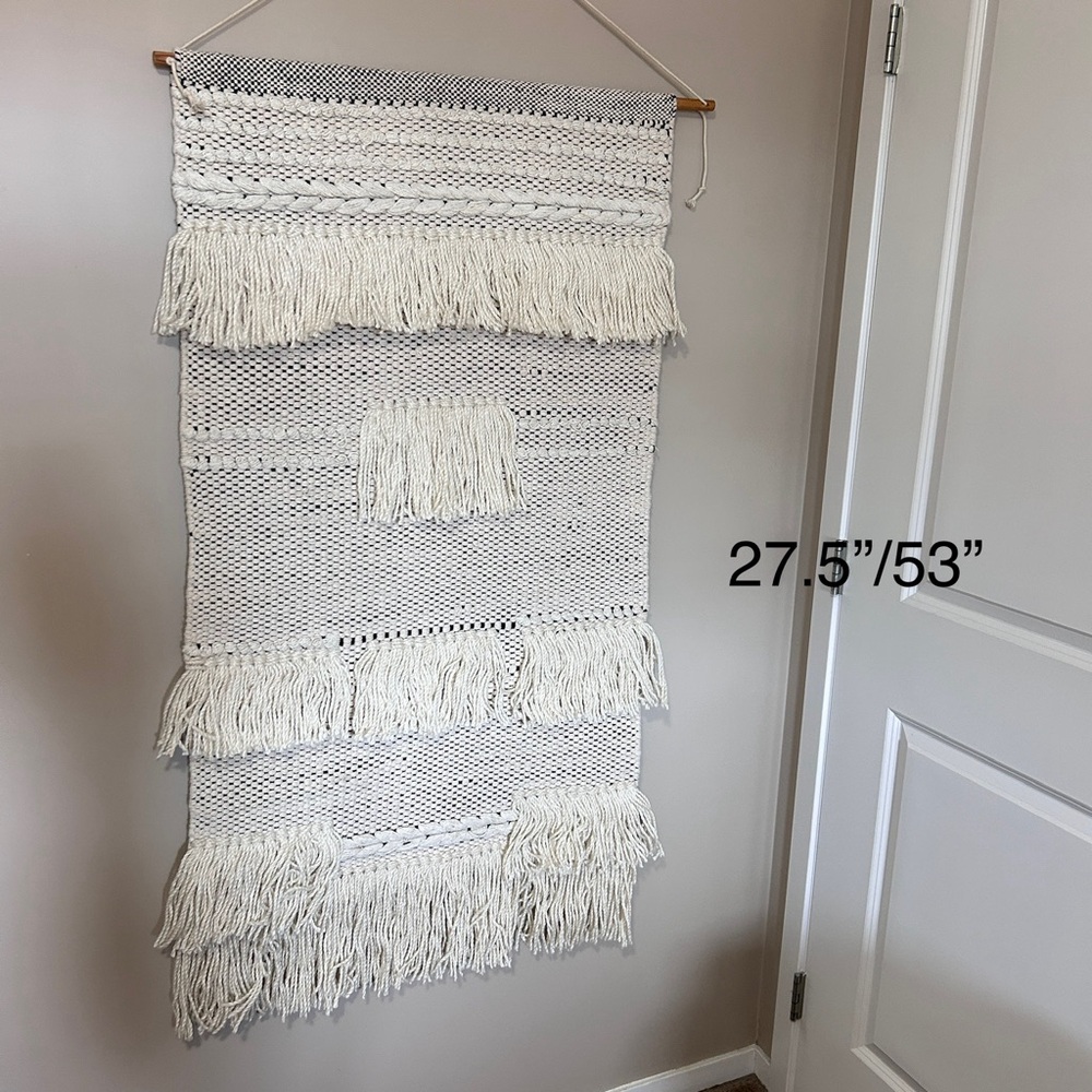 Macrame Wall Hanging - large - Picture 4 of 4